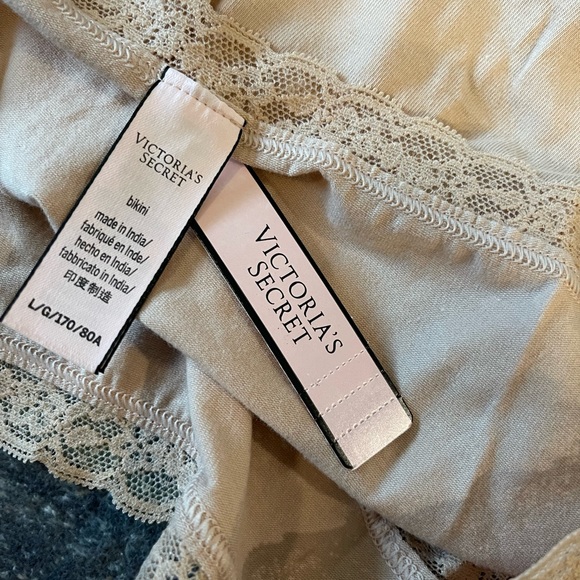NWT 3 for $5 Victoria’s Secret Lace Bikini Bundle - Picture 4 of 7